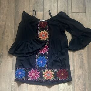 Joy Han Vintage Black Embroidered Boho  Flower Cold Shoulder Top.